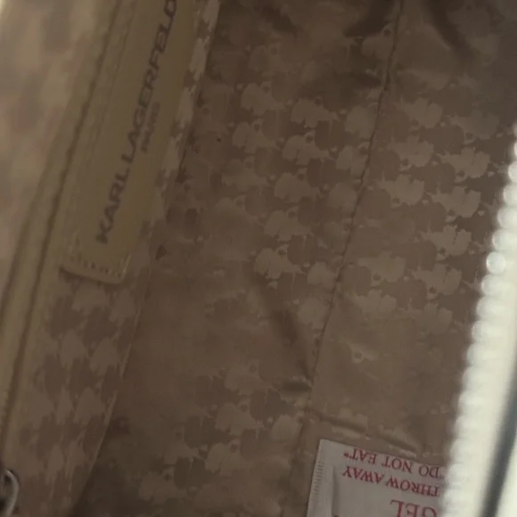 Karl Lagerfeld Jewel Heart Tote/Crossbody *New* with zip pouch - Picture 11 of 11